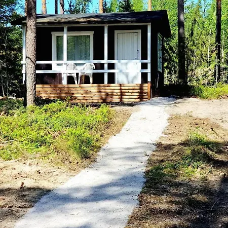 Raasepori Camping * 라제보르그